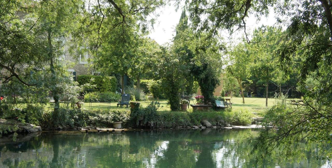 Bed and Breakfast Mas Le Pont Des Aubes LʼIsle-sur-la-Sorgue Exteriér fotografie